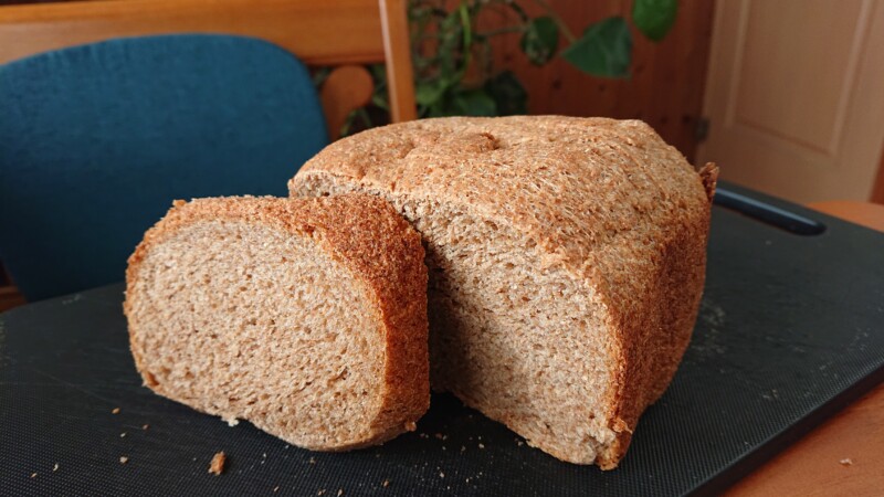 自家製小麦ユメチカラ全粒粉のパン